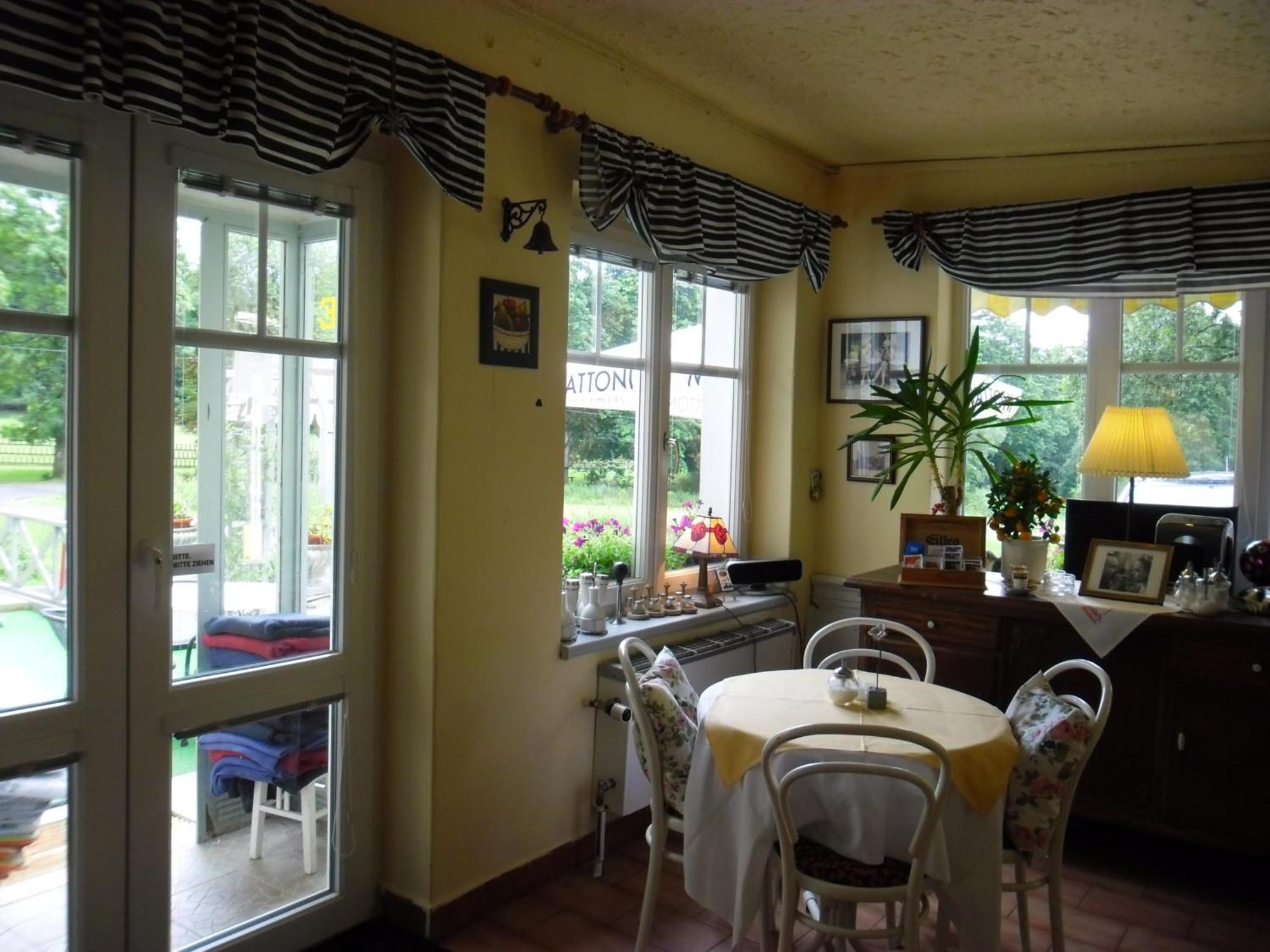 Villa Meteor มาเรียอานซเกลาซนี ภายนอก รูปภาพ
